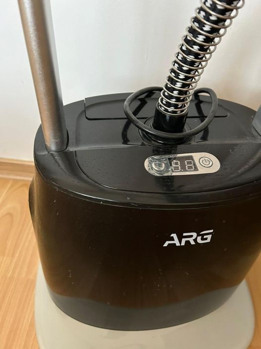 Продам б/у паровой утюг