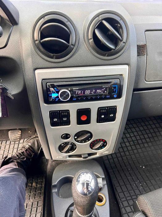 Dacia Logan 1.4 benzina