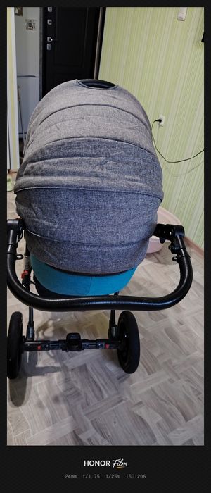 Продам коляску все сезоны