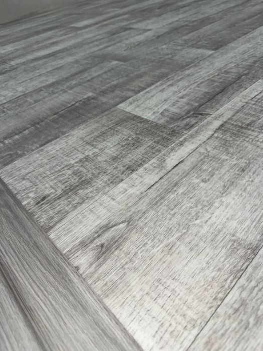 Продам линолеум новый