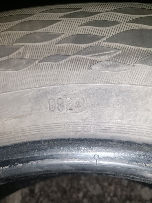 Продам летнюю резину 215/65/16