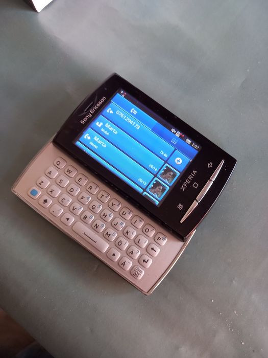 Vând telefon Sony Ericsson Xperia pt Colecționari / Pasionați sau Pies