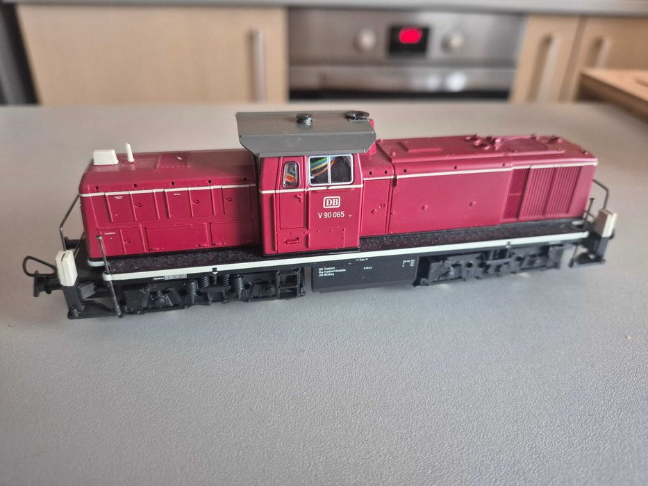 Locomotiva ROCO V90 065, digitala, scara H0