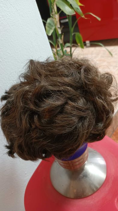 Perucii nr.9 in doua culori