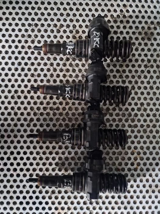 Injectoare,Injector Vw Passat b6,Golf 5,Skoda,Audi motor 1,9 tdi,BKC