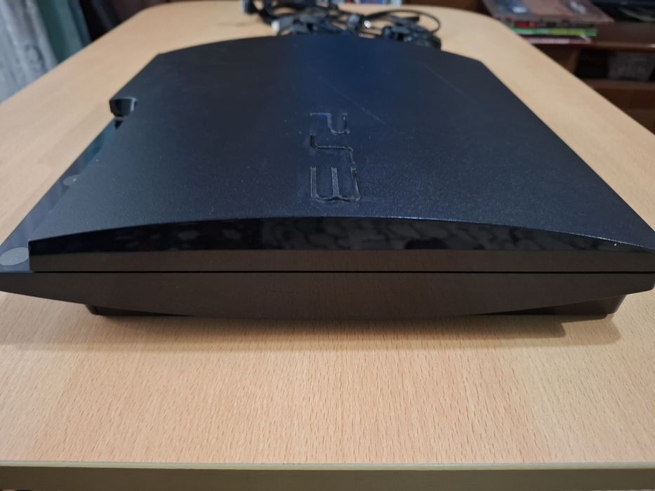 Consola PS3 Slim, plus cabluri+ joc GTa5