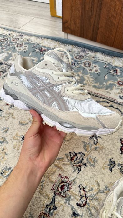 Asics Gel NYC 42 размер