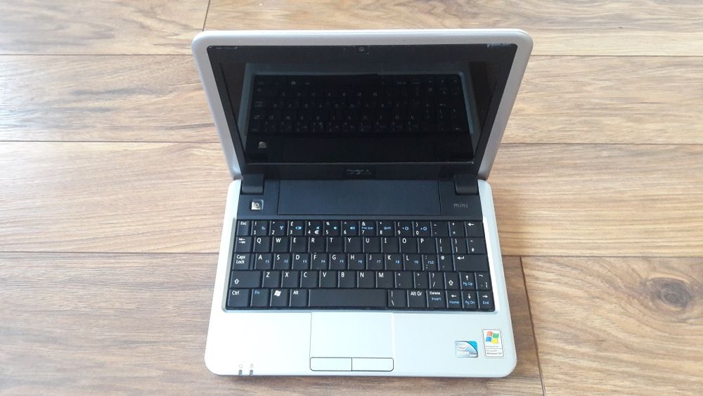 Dell Inspiron 910