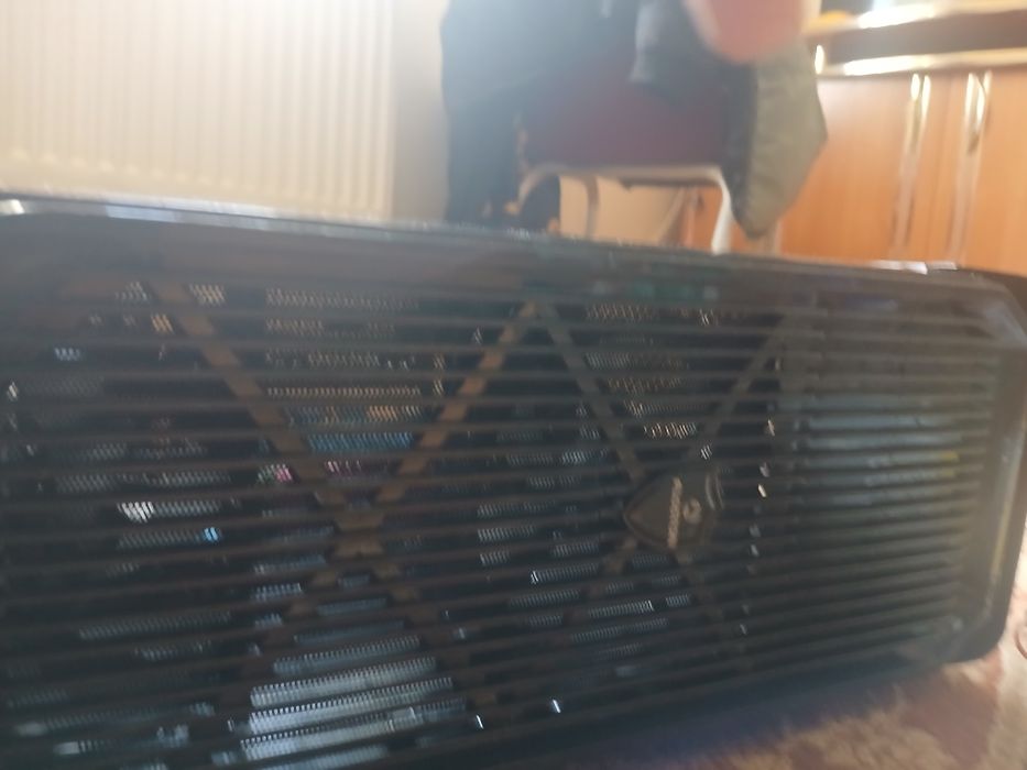 Ocazie! PC Asus P8Z77-V, 10GB RAM, 2 HDD + Pastă MX-4 (Fără sursă)
​Specificații în descriere:
​Placă de bază: ASUS P8Z77-V (Socket 1155, chipset de t