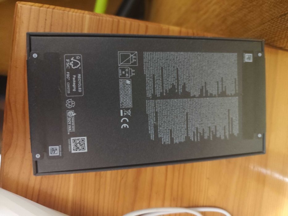 Чисто нов запечатан samsung s25+ 512 gb mint