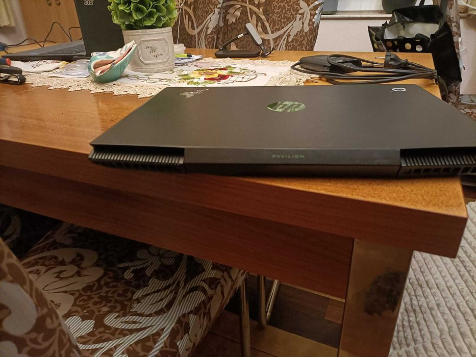 vand laptop hp pavilion gaming i5 gen8 pt piese