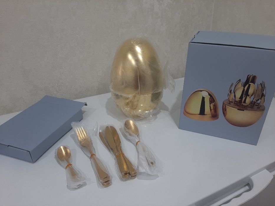 Продаю набор ложки + вилки + ножей