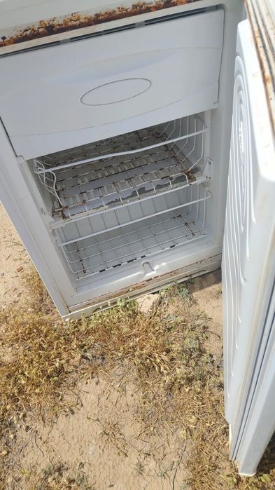 Холодильник запчастқа