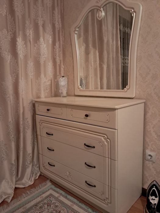 Мебель для спальной