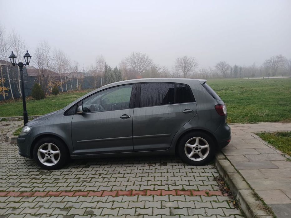 Volkswagen golf 5 plus