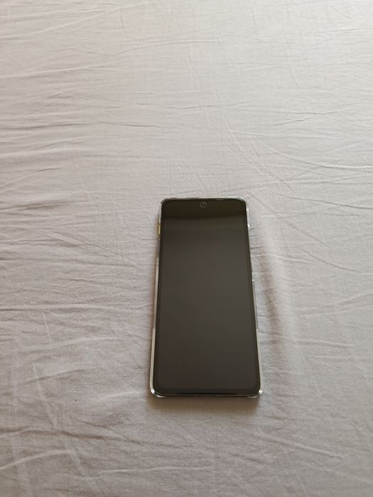 Чисто нов Motorola edge 70