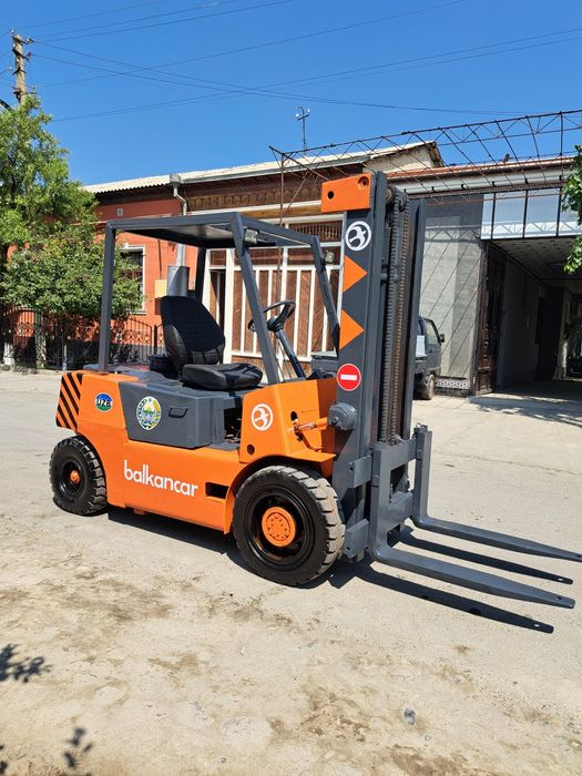 Автокара.сотилади.3.тоннали.холати.зур.ишга.таййор