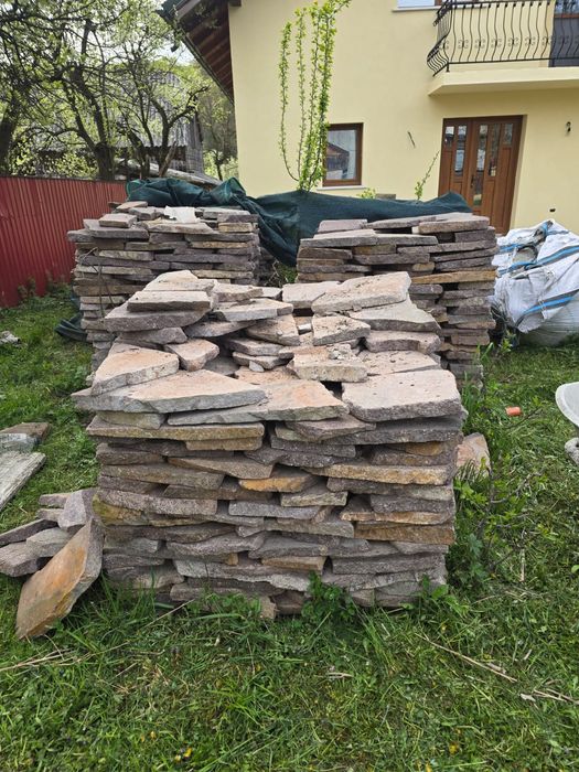 Piatră de munte naturală