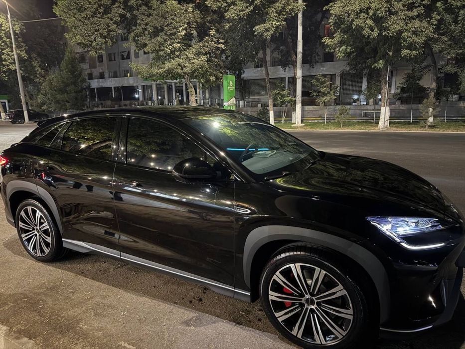 продается BYD Sealion 7 full