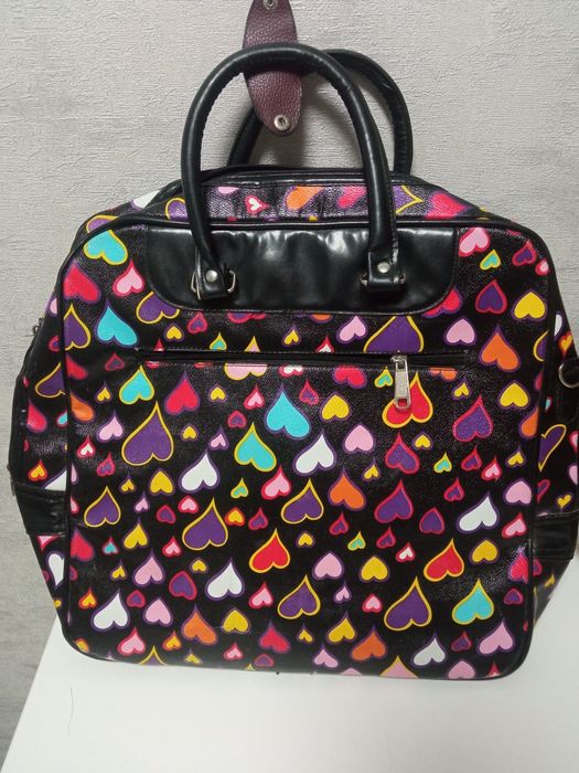 Сумка ( можно для путешествий)