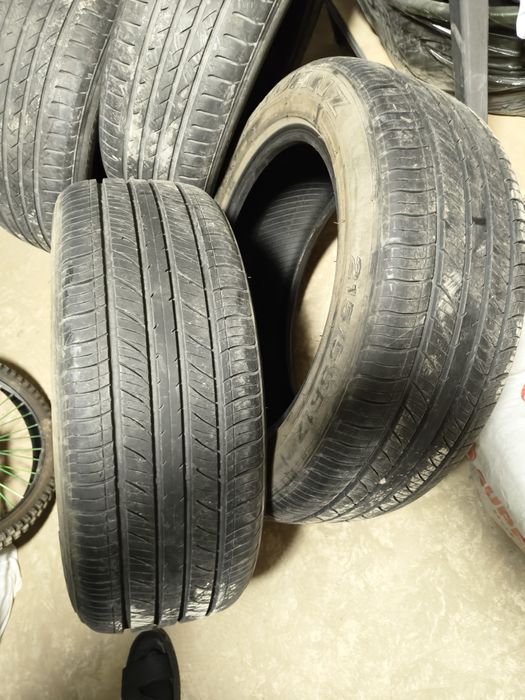 Продам Шины 215/55/17