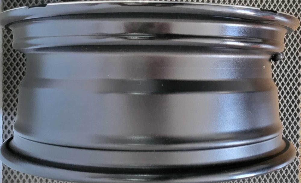 Продам новый диск R 15