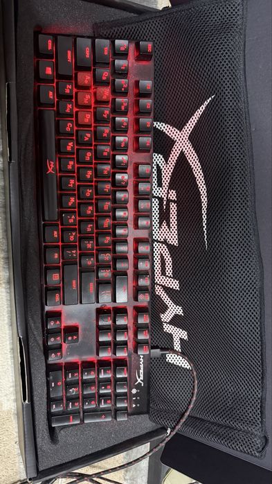 Клавиатура игровая hyperx