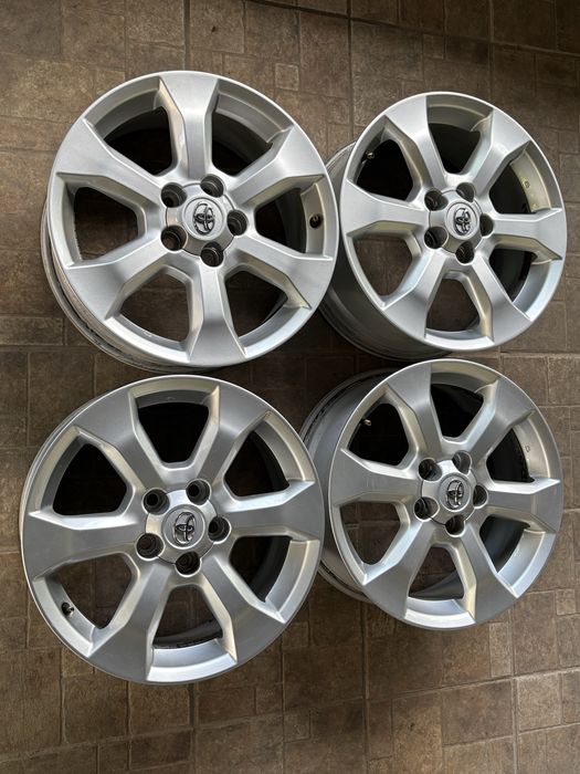 Оригинални джанти Toyota RAV 4 / Тойота 17" 5х114.3