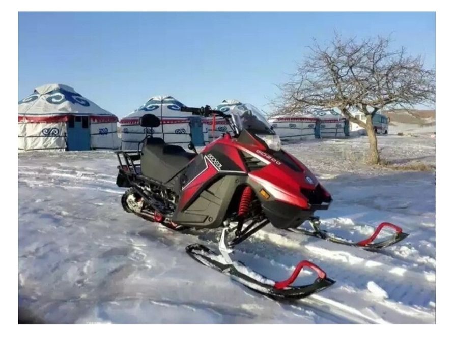 Продам простой и надёжный снегоход, полностью обслужен!