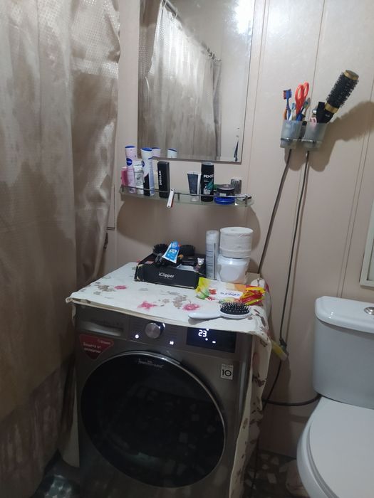 Чиланзар -6 орентир: Катартал 2 лева  2/3/4 Кирпич, балкон 2*6 средний