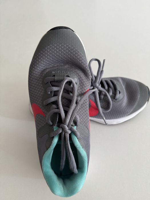 Маратонки NiKE