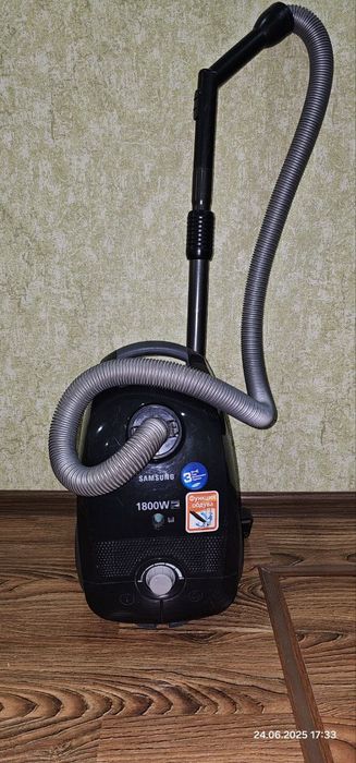Продаю свой пылесос!