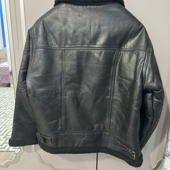 Дубленка черный.