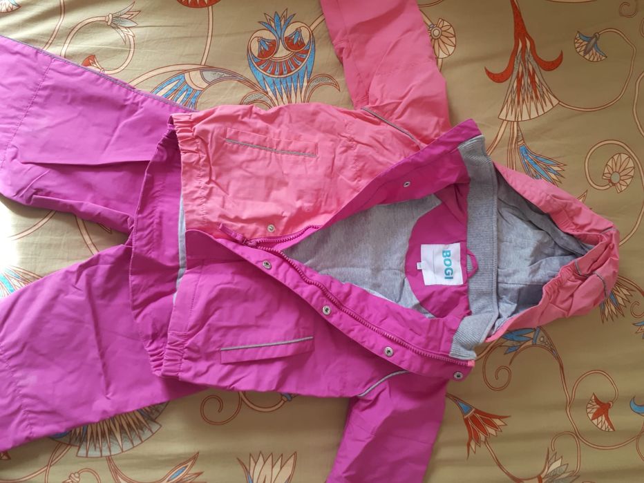 Куртка зимняя на девочку 4-6 и 7-11лет.