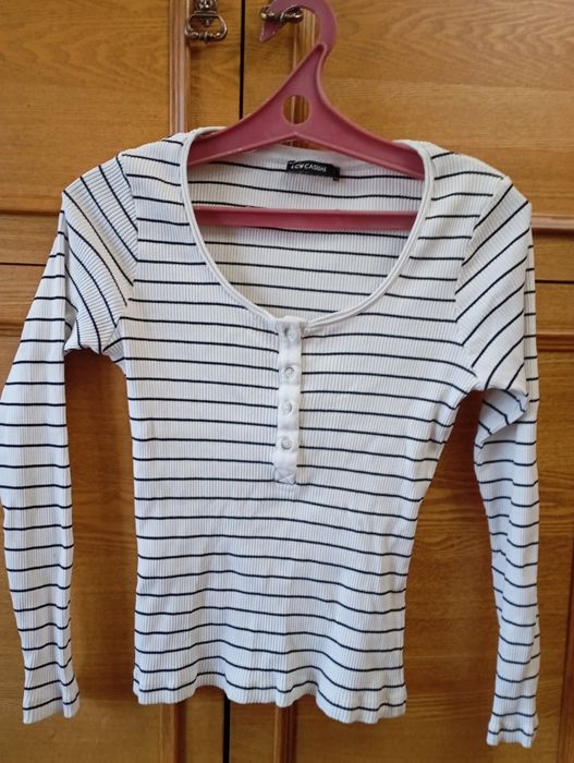 Продам вещи на девочек подростков