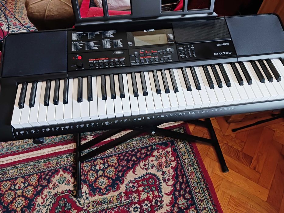 Orgă CASIO CT-X700, 61 Clape, ca NOUĂ, în Garanție!