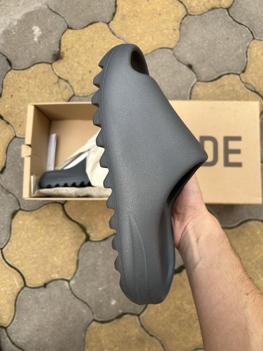 Yezzy Slide Slate Grey 42/43