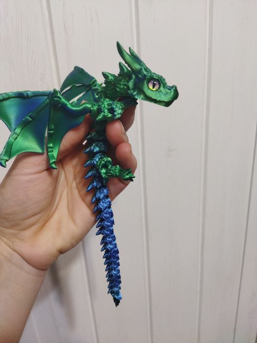 3D принтирано драконче с крила