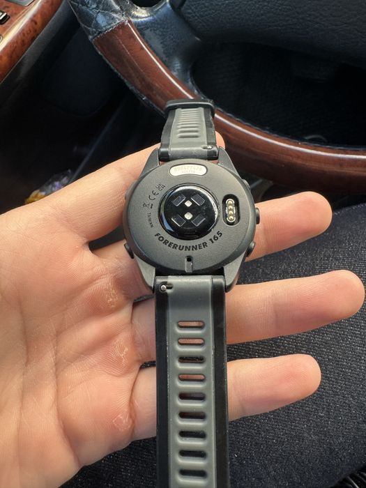 Garmin forerunner 165