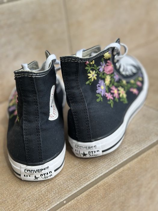 Converse, mărimea 40