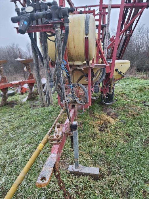 Hardi 2400 litri 18 m Metru