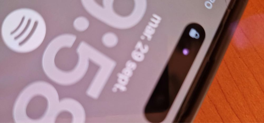 iPhone 15 Pro Max 256 GB – Impecabil, fără defecte, husă + folie