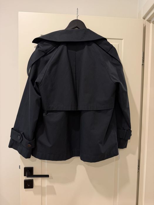 Тъмносин тренчкот Massimo Dutti