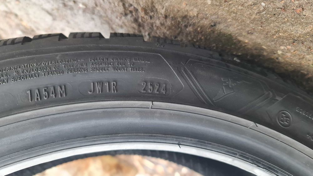 Зимни гуми 215 45 18, 4броя