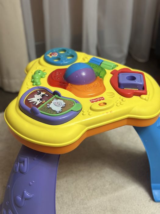 Игровой столик от Fisher Price