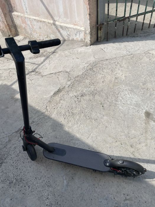 Элекронный самакат ми 365 модель