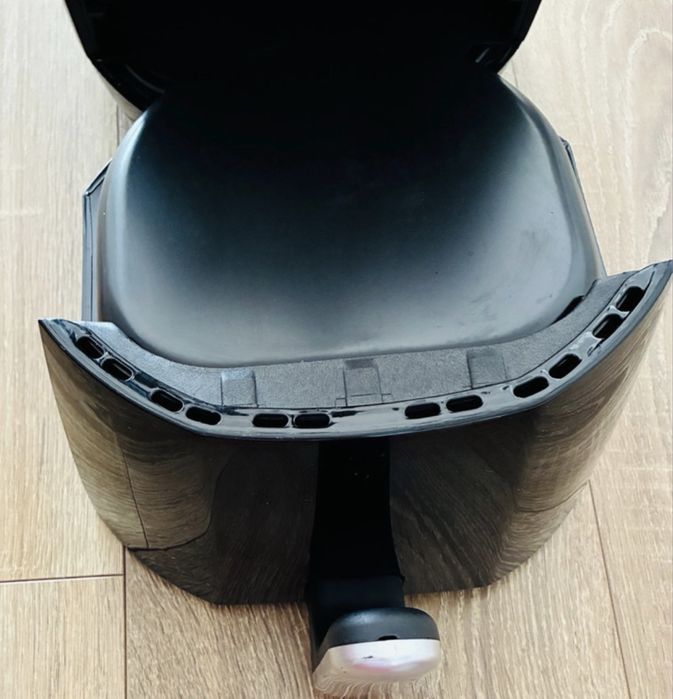 Friteuza cu aer cald