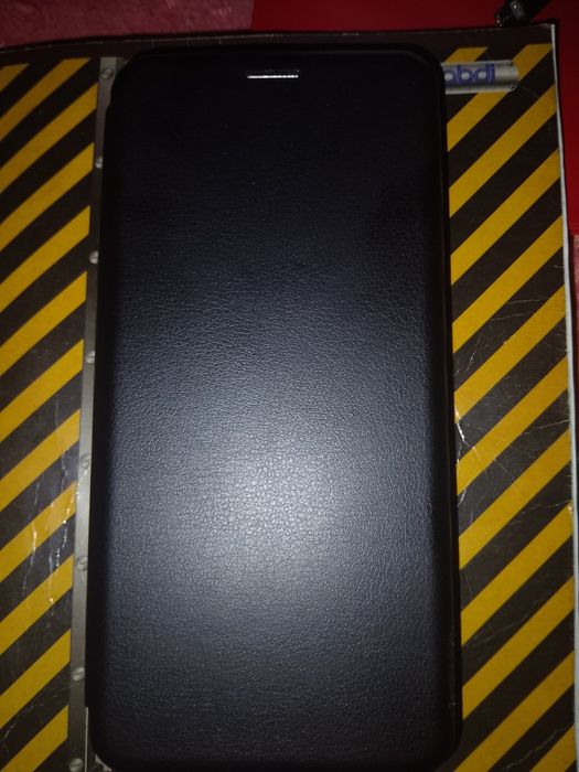 Vivo y04  сатылады.