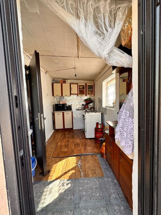 Продам 4-х квартирную дом с фундаментом