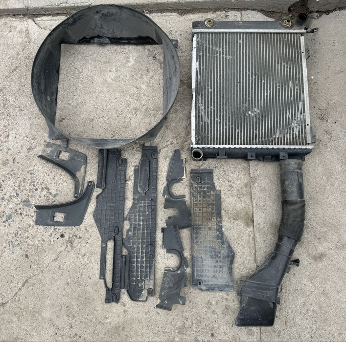 Запчасти Мерседес 124